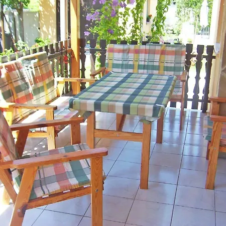 Apartment Balatonkeresztur 3 Appartamento